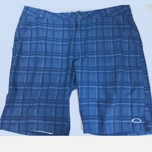 Oakley Plaid Golf Short